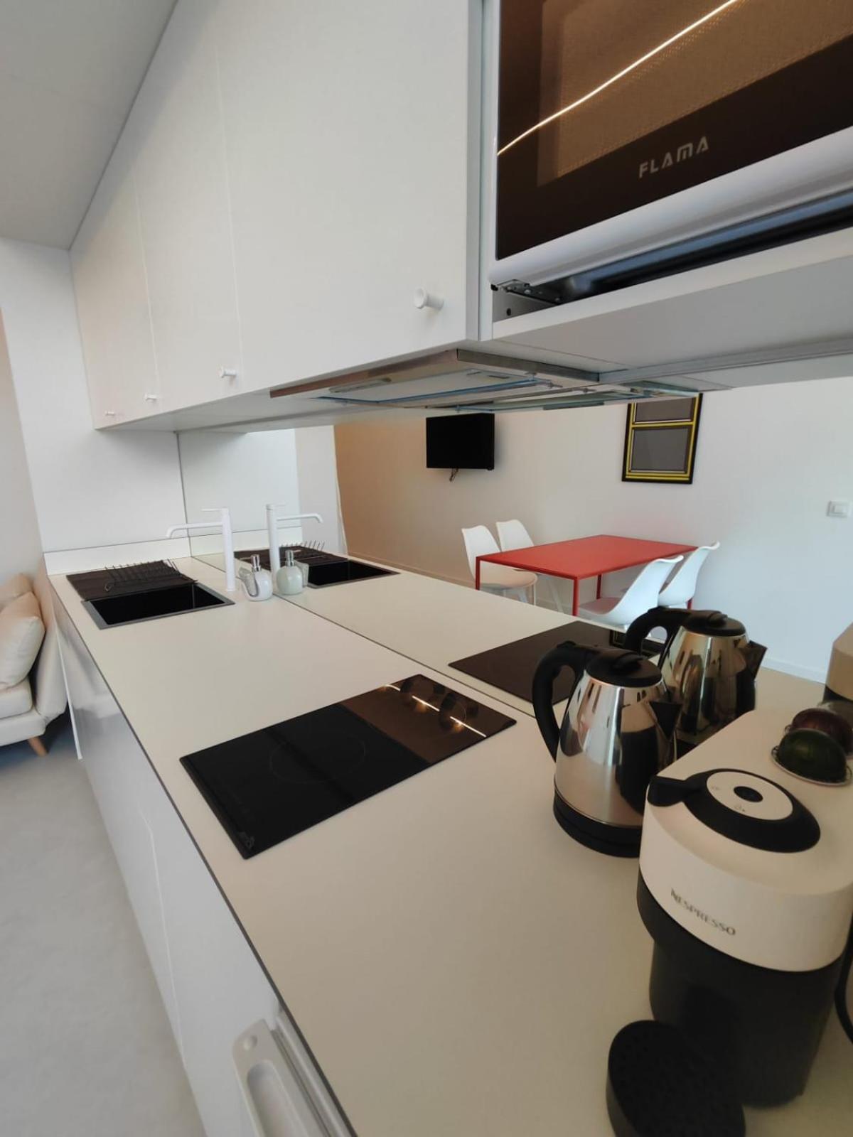 Carisan1 6 Min To Beach Modern Bright Valenza Esterno foto